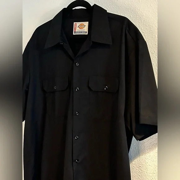 Dickies Men's Black Short Sleeve Shirt Size XL - Picture 2 of 6